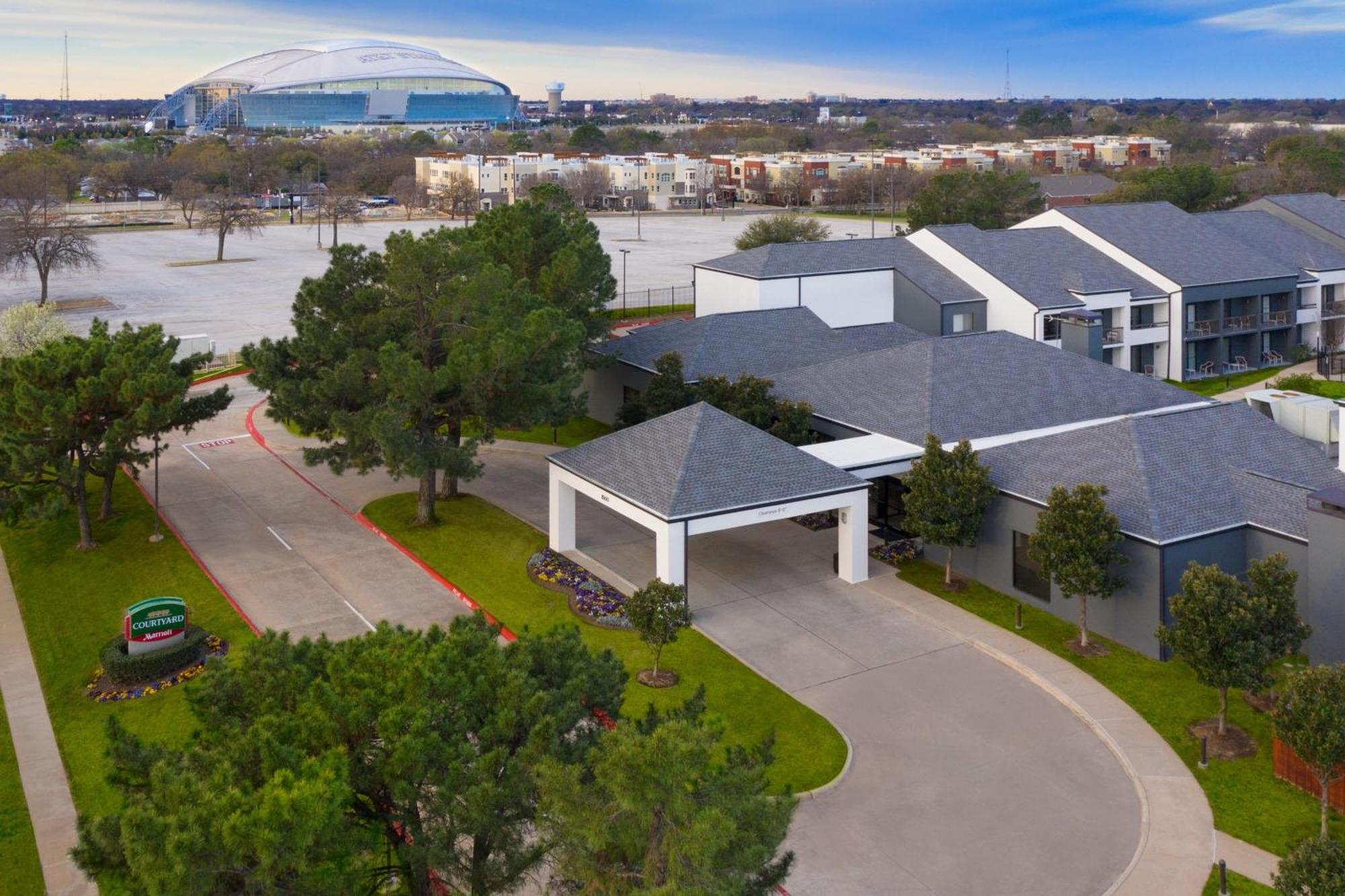 Courtyard By Marriott Dallas Arlington Entertainment District Εξωτερικό φωτογραφία